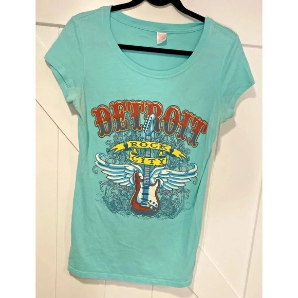 Duck Co. Tops - Duck Co Women’s Size Med “Detroit Rock City” Tshirt